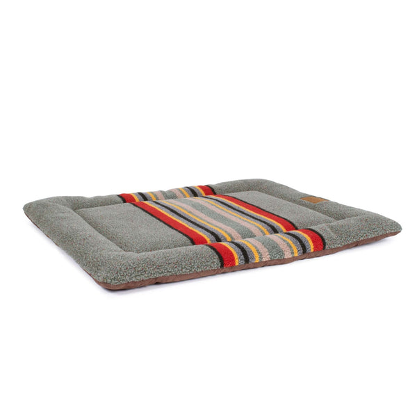 Pendleton Pet Vintage Camp Comfort Cushion - Heather Green