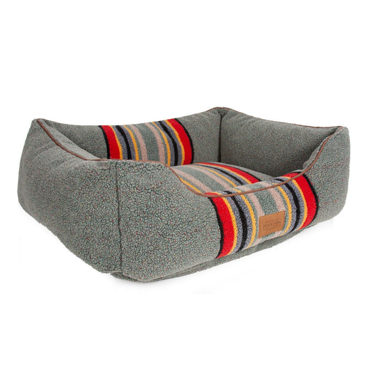 Pendleton Pet Vintage Camp Kuddler Dog Bed  - Heather Green